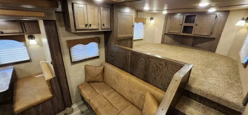 used Horse Trailers Lakota  for sale, in Auburn, CA Thumbnail 36