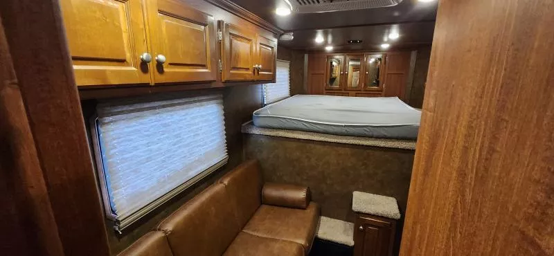 used Horse Trailers Sundowner Trailers  for sale, in Auburn, CA Thumbnail 12