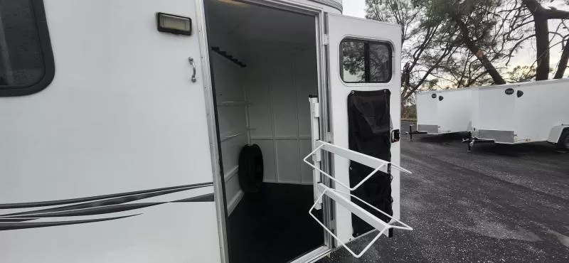 used Horse Trailers Thuro-Bilt  for sale, in Auburn, CA Thumbnail 11