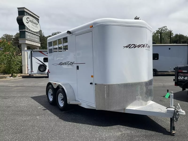 2010 Trails West BP 2H ADVENTURE Horse Trailer