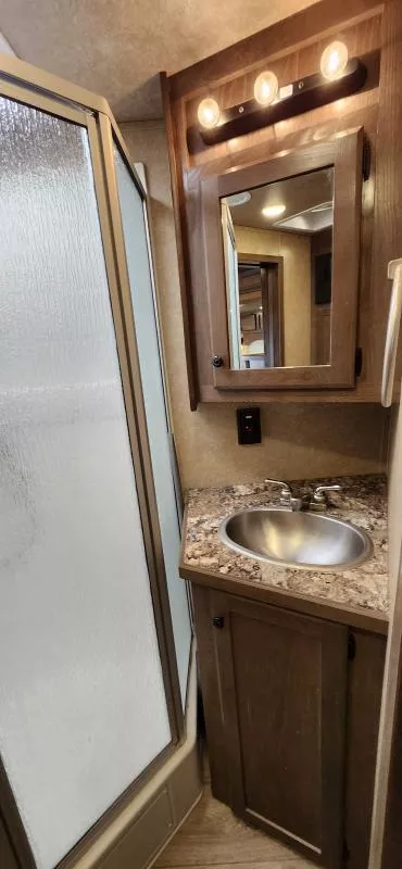 used Horse Trailers Lakota  for sale, in Auburn, CA Thumbnail 20