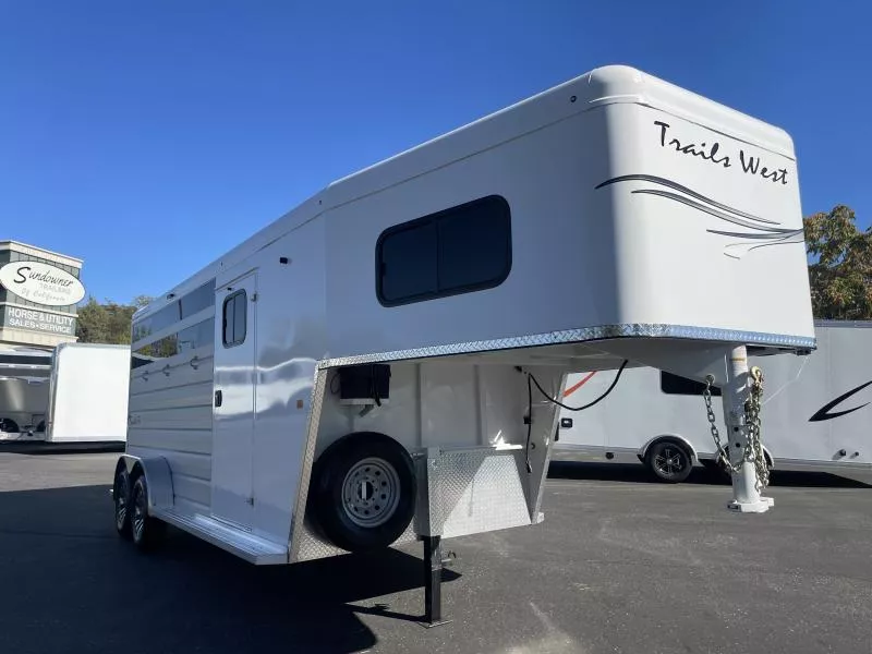 used Horse Trailers Trails West  for sale, in Auburn, CA Thumbnail 11