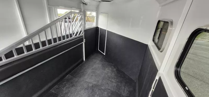 new Horse Trailers Trails West  for sale, in Auburn, CA Thumbnail 8