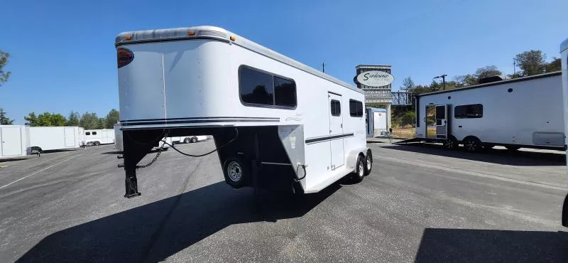 2005 Sundowner Trailers GN 2 777 Sunlite Horse Trailer