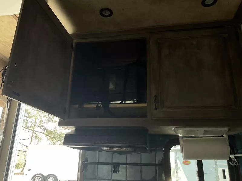 used Horse Trailers Trails West  for sale, in Auburn, CA Thumbnail 18