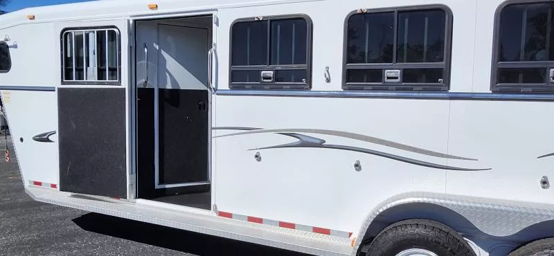 used Horse Trailers Trails West  for sale, in Auburn, CA Thumbnail 9