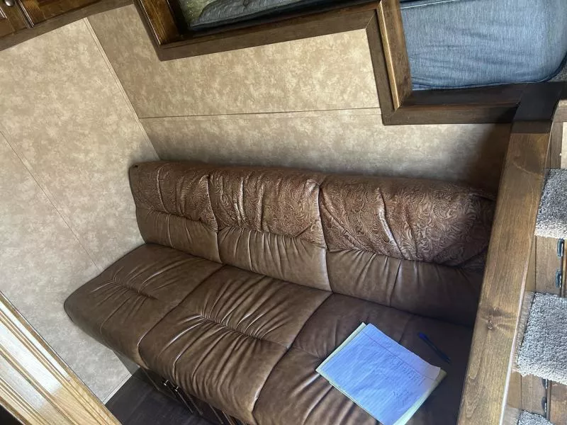 used Horse Trailers Sundowner Trailers  for sale, in Auburn, CA Thumbnail 16