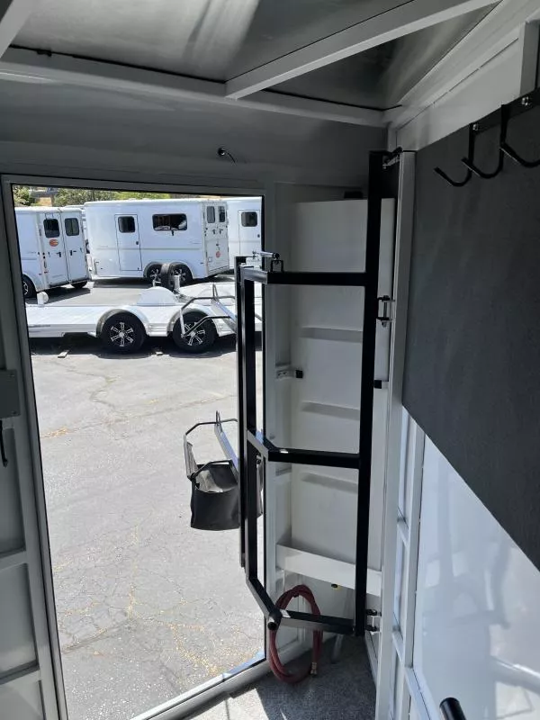 used Horse Trailers Trails West  for sale, in Auburn, CA Thumbnail 9