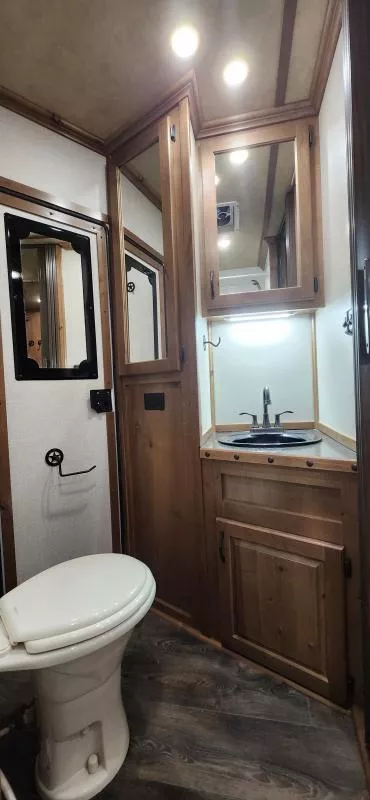 used Horse Trailers Trails West  for sale, in Auburn, CA Thumbnail 33