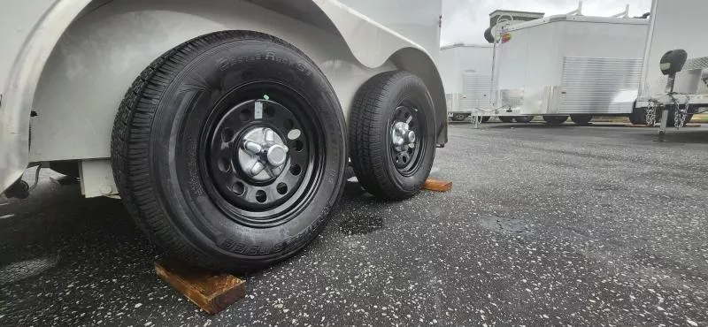 used Horse Trailers Thuro-Bilt  for sale, in Auburn, CA Thumbnail 17