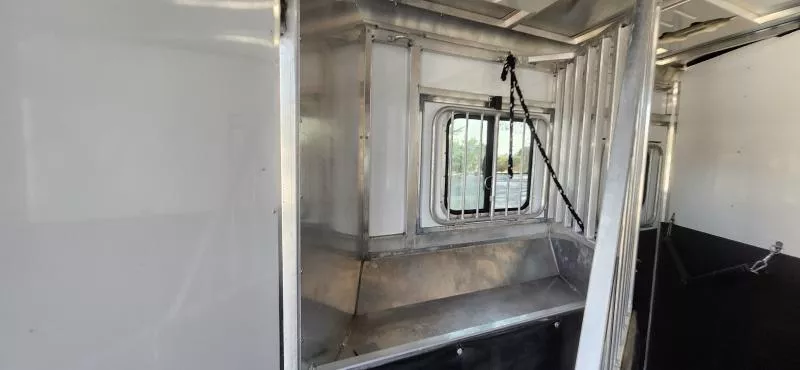 used Horse Trailers Sundowner Trailers  for sale, in Auburn, CA Thumbnail 10