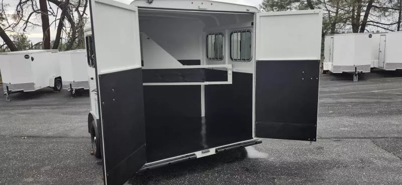 used Horse Trailers Thuro-Bilt  for sale, in Auburn, CA Thumbnail 6