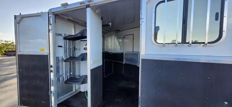 used Horse Trailers Sundowner Trailers  for sale, in Auburn, CA Thumbnail 6