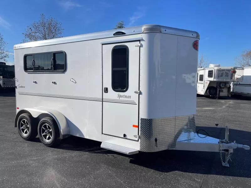 2023 Sundowner Trailers BP 3H SPORTMAN Horse Trailer