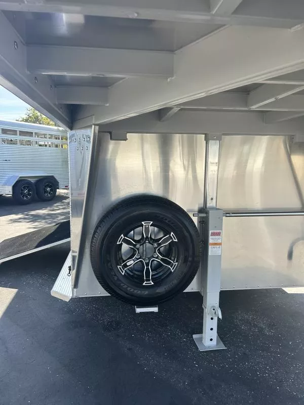 new Horse Trailers Sundowner Trailers  for sale, in Auburn, CA Thumbnail 7