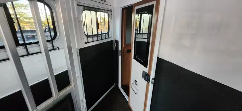 used Horse Trailers Trails West  for sale, in Auburn, CA Thumbnail 15