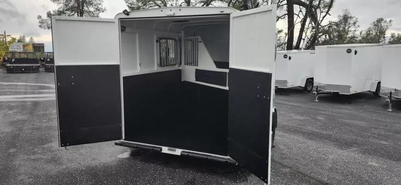 used Horse Trailers Thuro-Bilt  for sale, in Auburn, CA Thumbnail 5