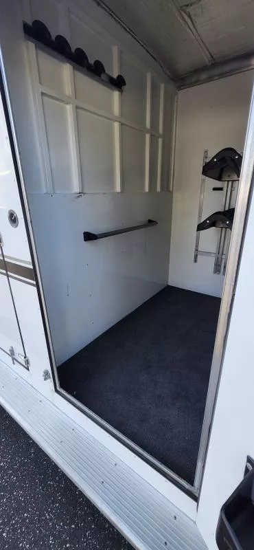 used Horse Trailers Sundowner Trailers  for sale, in Auburn, CA Thumbnail 14