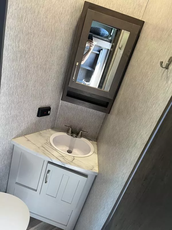 used Travel Trailers Dutchmen RV  for sale, in Auburn, CA Thumbnail 10