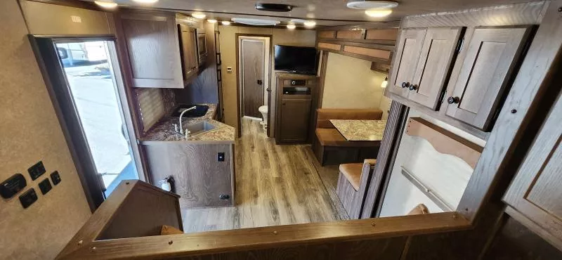 used Horse Trailers Lakota  for sale, in Auburn, CA Thumbnail 16