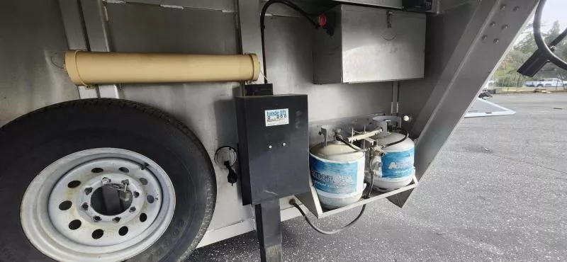 used Horse Trailers Cimarron Trailers  for sale, in Auburn, CA Thumbnail 12