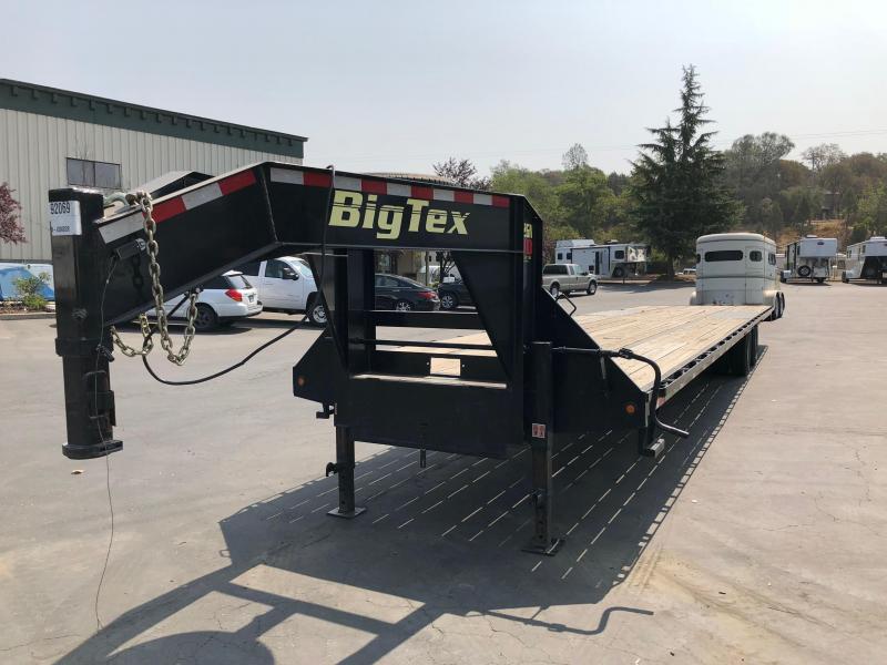 2016 Big Tex 40' Gooseneck Equipment Trailer 23.9K 2016 Big Tex 40' Gooseneck Equipment Trailer 23.9K