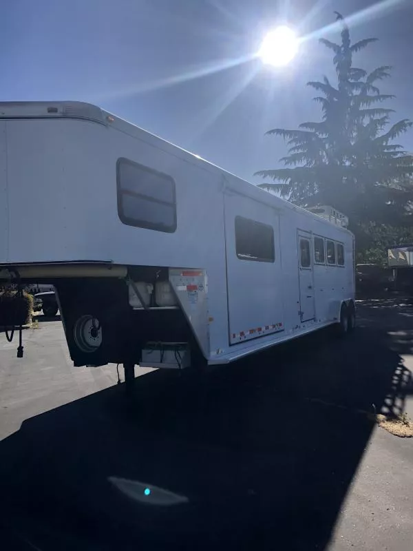 used Horse Trailers Sundowner Trailers  for sale, in Auburn, CA Thumbnail 25
