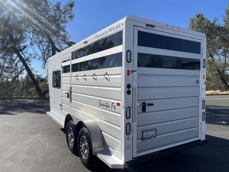 used Horse Trailers Trails West  for sale, in Auburn, CA Thumbnail 9