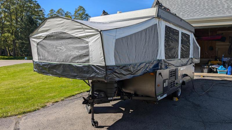 used Travel Trailers Rockwood Rockwood Freedom for sale, in Pinckney, MI Thumbnail 2