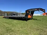 2026 RawMaxx 102x40' Gooseneck Beavertail Deckover 20000# GVW