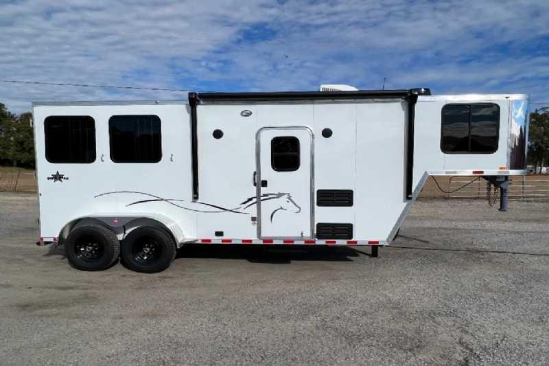 2023 Harmar Dixie Outlaw 7206LQ Horse Trailer 2023 Harmar Dixie Outlaw 7206LQ Horse Trailer