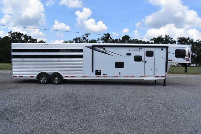 2022 Lakota Charger 8013STKGLQMT Stock / Stock Combo Trailer 2022 Lakota Charger 8013STKGLQMT Stock / Stock Combo Trailer