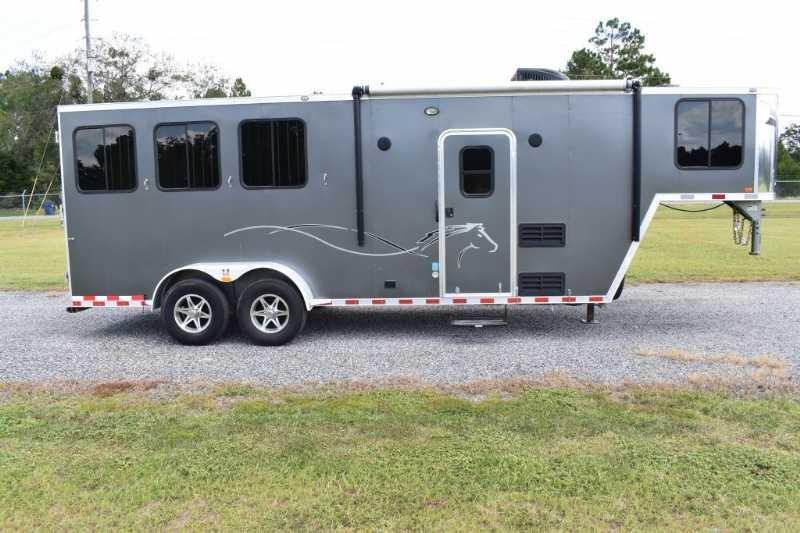 2020 Harmar 7306LQ Horse Trailer 2020 Harmar 7306LQ Horse Trailer