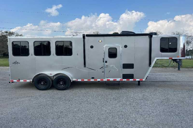 2023 Harmar Dixie Outlaw 7306LQ Horse Trailer