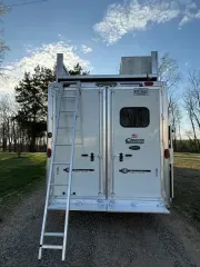 used Horse Trailers Cimarron Trailers  for sale, in Brodnax, VA Thumbnail 5