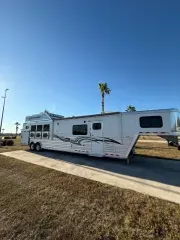 used Horse Trailers Cimarron Trailers  for sale, in Brodnax, VA Thumbnail 1