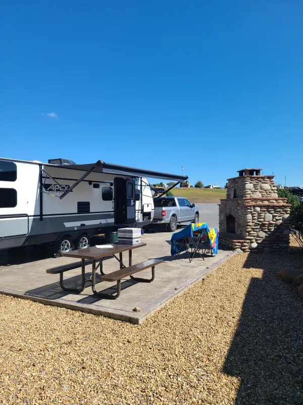 2022 Coachmen Apex Ultra-Lite 289TBSS Travel Trailers