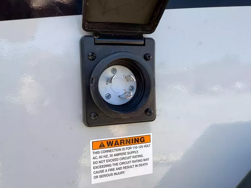 used Travel Trailers Jayco Jayco for sale, in Stockton, CA Thumbnail 8