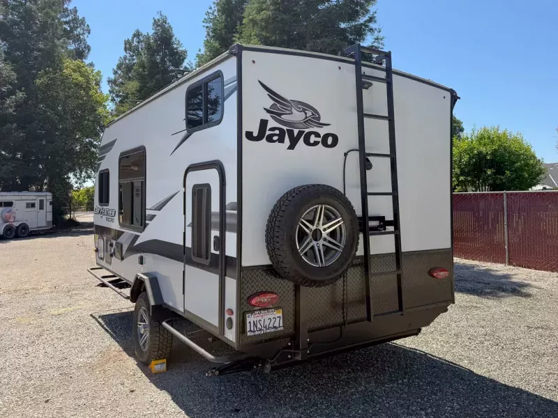 used Travel Trailers Jayco Jayco for sale, in Stockton, CA Thumbnail 5