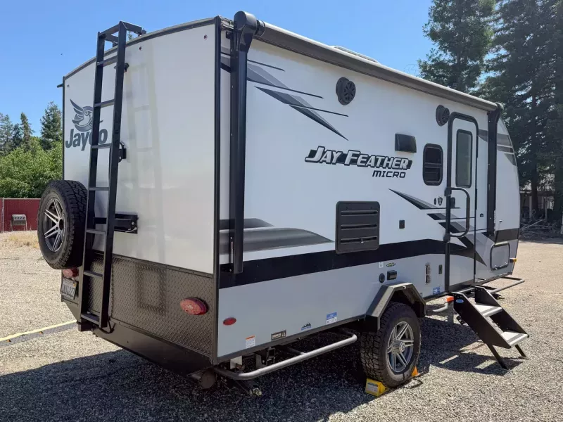 used Travel Trailers Jayco Jayco for sale, in Stockton, CA Thumbnail 6