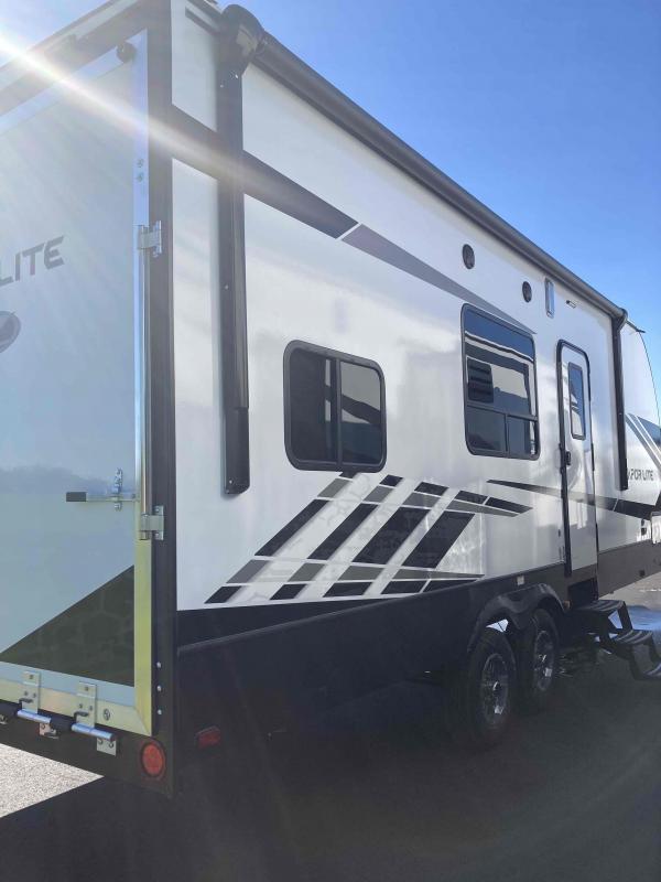 new Toy Haulers Keystone RV Fuzion Impact for sale, in Nappanee, IN Thumbnail 5