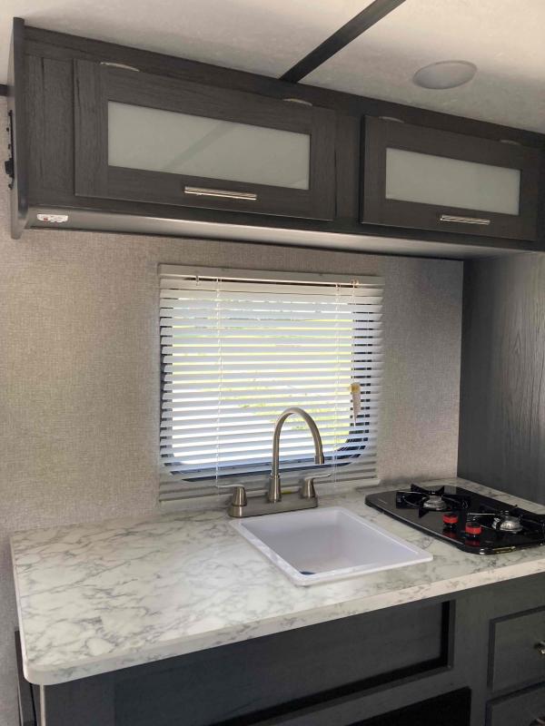 2022 Dutchmen Mfg 17BH Aspen Trail Travel Trailer Near Me