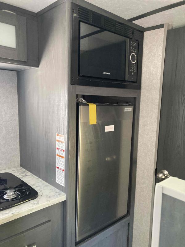 2022 Dutchmen Mfg 17BH Aspen Trail Travel Trailer Near Me