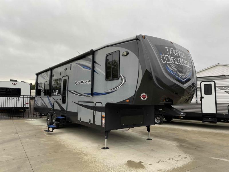 2016 Heartland RV Road Warrior 348 Fifth Wheel Campers 2016 Heartland RV Road Warrior 348 Fifth Wheel Campers