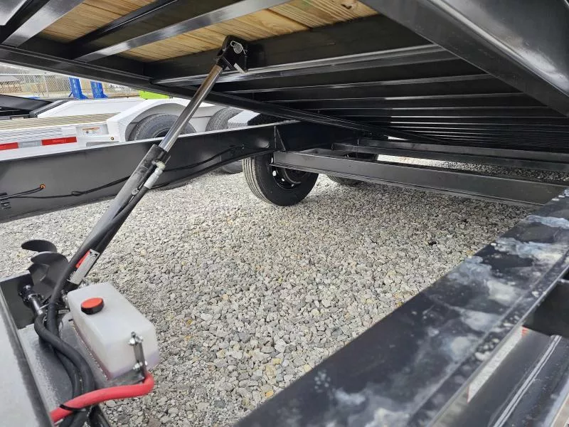 new Tilt Trailers Diamond C Trailers  for sale, in Broken Arrow, OK Thumbnail 17