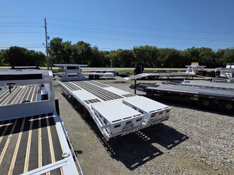 used Equipment / Flatbed Trailers Diamond C Trailers  for sale, in Broken Arrow, OK Thumbnail 8