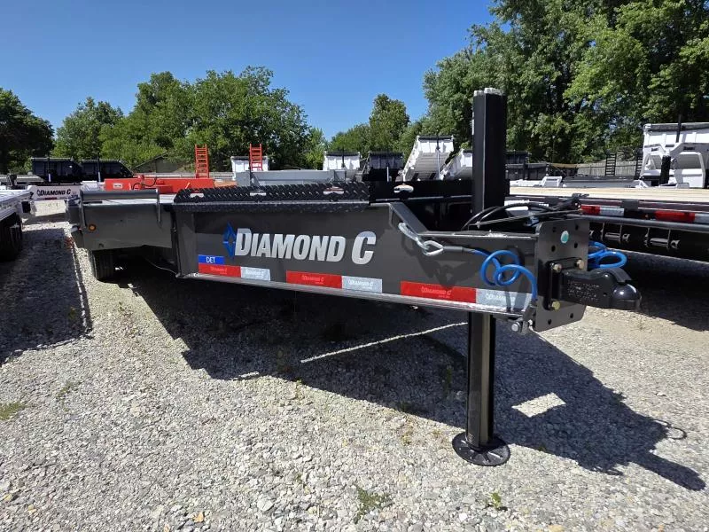 2025 (97684) Diamond C Trailers DIAMOND C DET-208 22"X102" FULL HYDRAULIC TILT DECKOVER 22'X102" Deckover Trailer