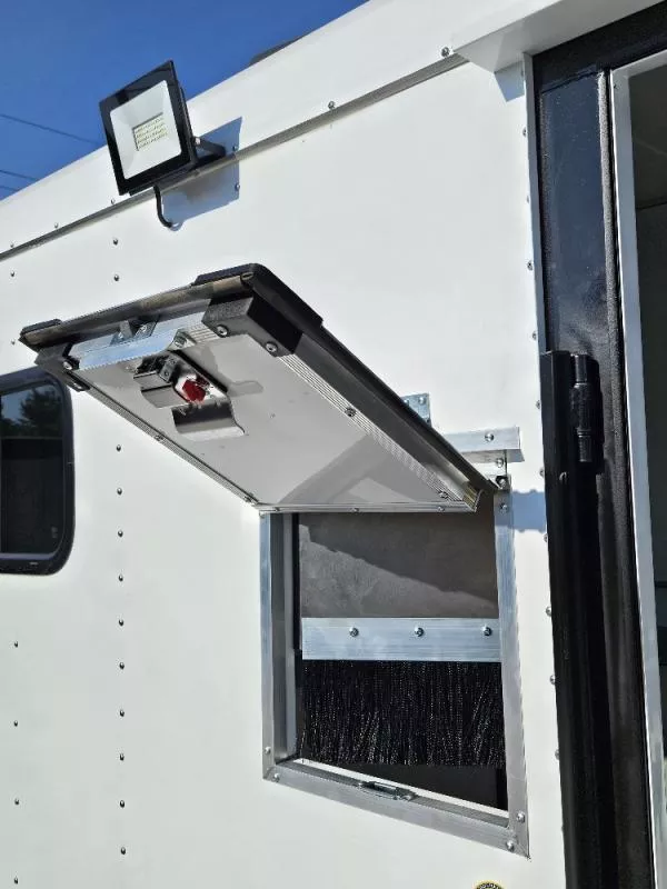 new Office / Fiber Optic Trailers Cargo Craft  for sale, in Broken Arrow, OK Thumbnail 18