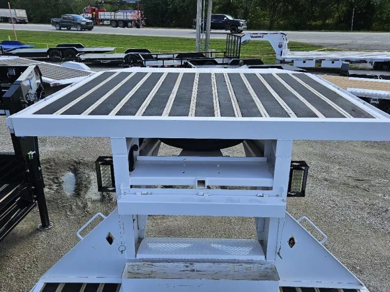 used Equipment / Flatbed Trailers Diamond C Trailers  for sale, in Broken Arrow, OK Thumbnail 11