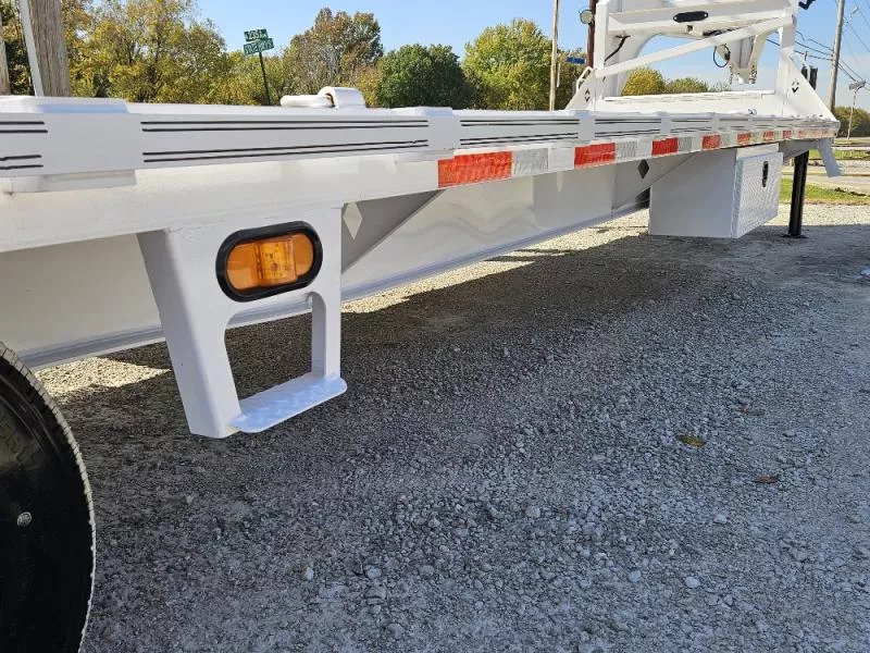 used Equipment / Flatbed Trailers Diamond C Trailers  for sale, in Broken Arrow, OK Thumbnail 20